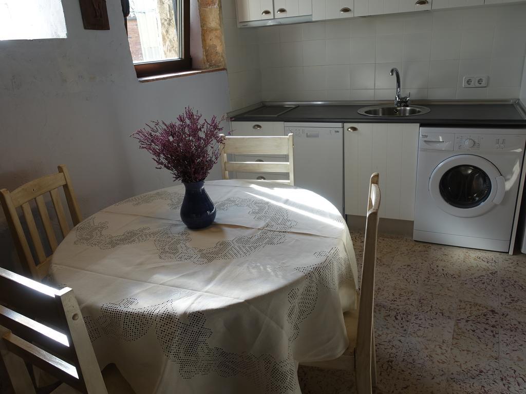 Apartamentos La Dama Azul Ágreda Rum bild